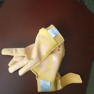 Football gloves